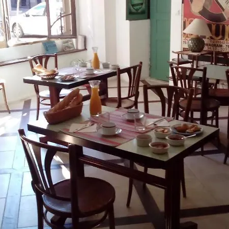 Ancien Cafe De La Mairie Frühstückspension *