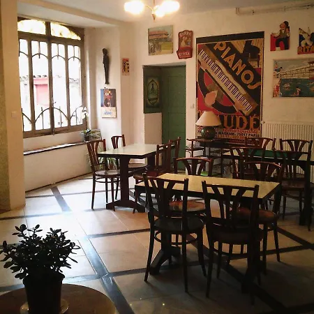 Ancien Cafe De La Mairie Bed and Breakfast